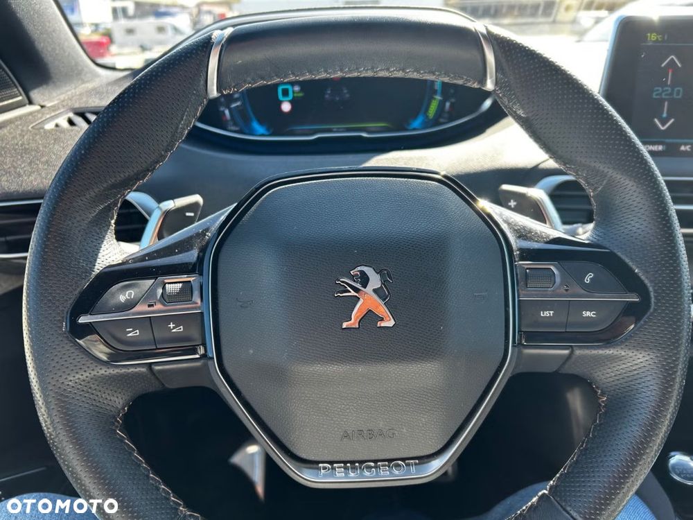 Peugeot 3008 1.6 PureTech HYbrid4 GT S&S EAT8 - 10