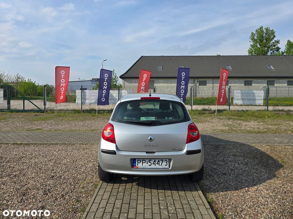Renault Clio 1.4 16V Expression - 7