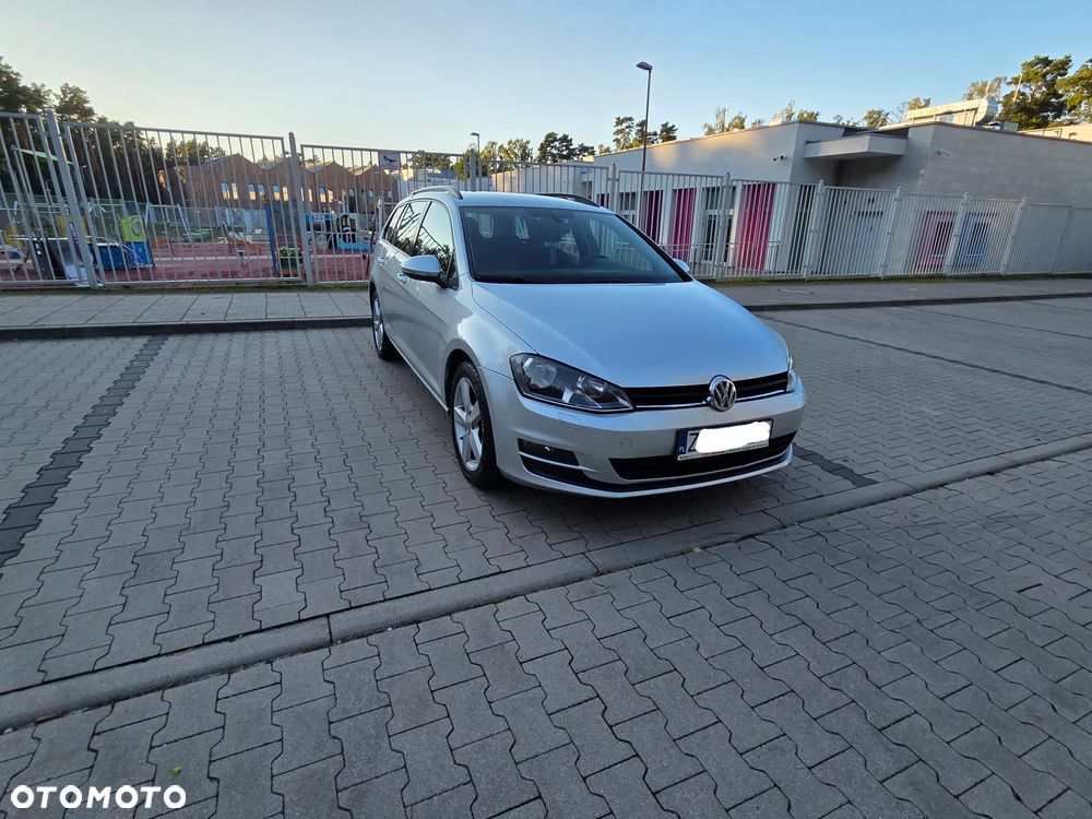 Volkswagen Golf 1.6 TDI BlueMotion Comfortline - 25