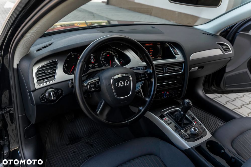Audi A4 Avant 2.0 TDI DPF Ambition - 29