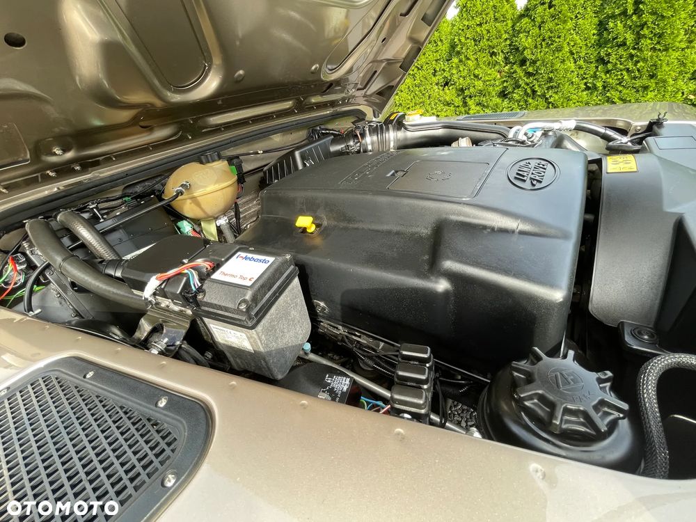 Land Rover Defender 90 2.5 TD5 - 24