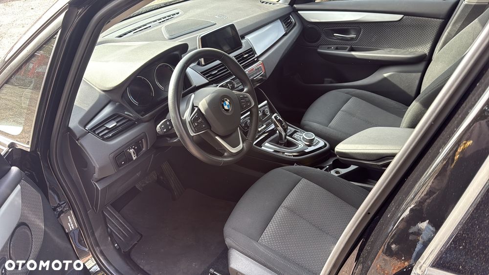 BMW Seria 2 218i Active Tourer - 18
