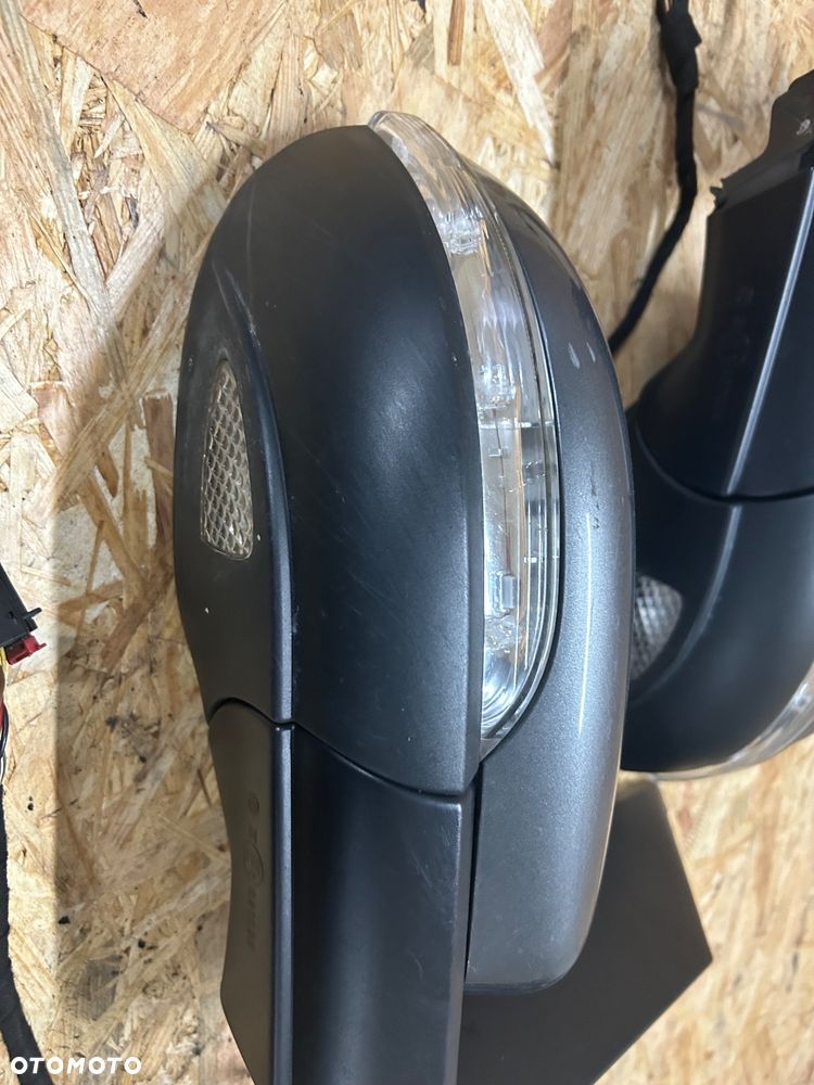 Volkswagen Touran II lusterko prawe 13 pin LD7R Europa - 3