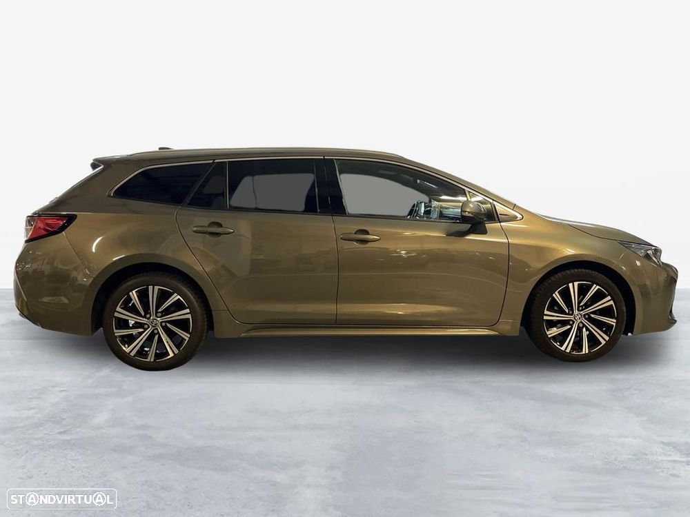 Toyota Corolla Touring Sports - 18