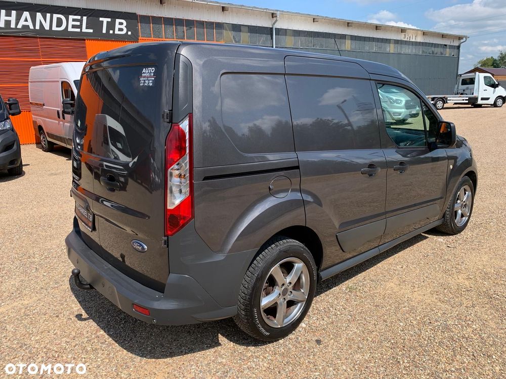 Ford Transit Connect - 8