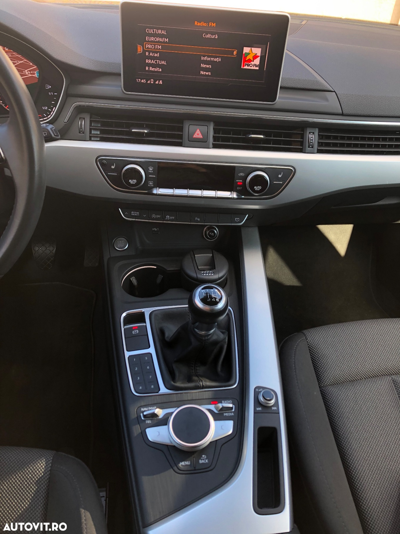Audi A4 Avant 2.0 TDI - 15