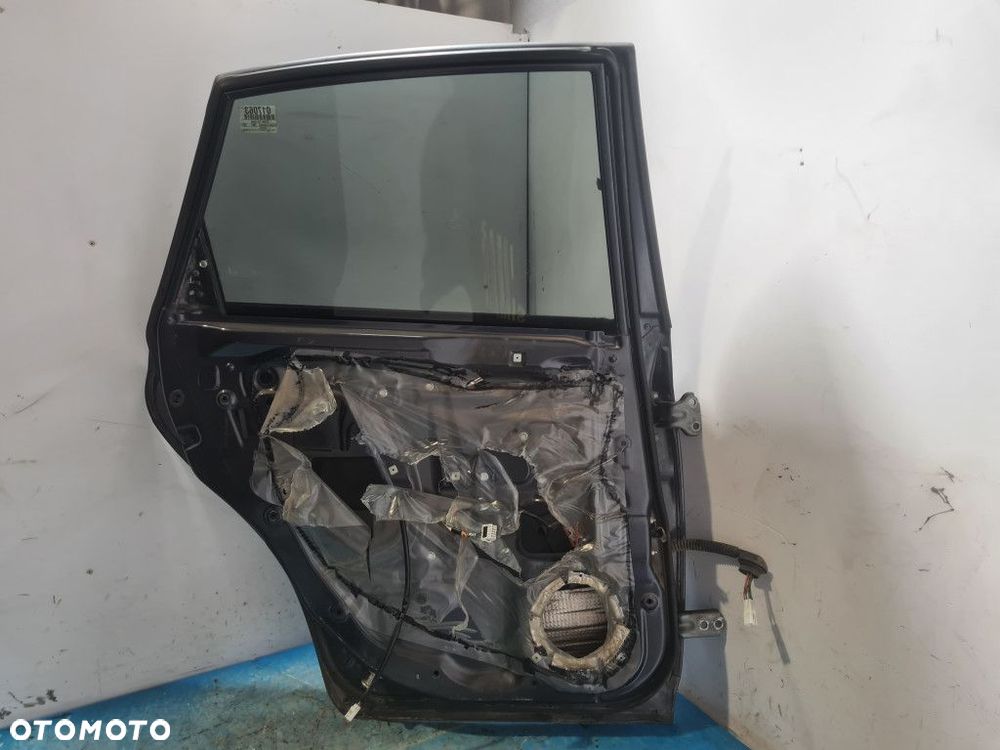 SUBARU IMPREZA III GH DRZWI TYŁ LEWE 61K - 11