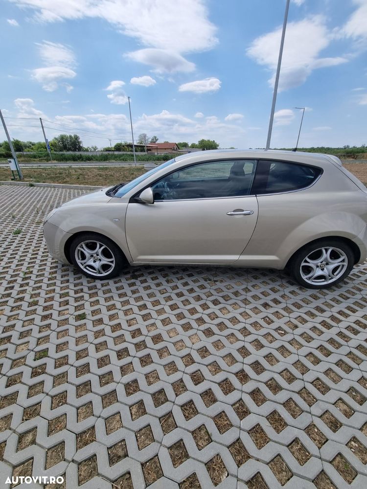 Alfa Romeo Mito 1.3 MJet Distinctive - 4