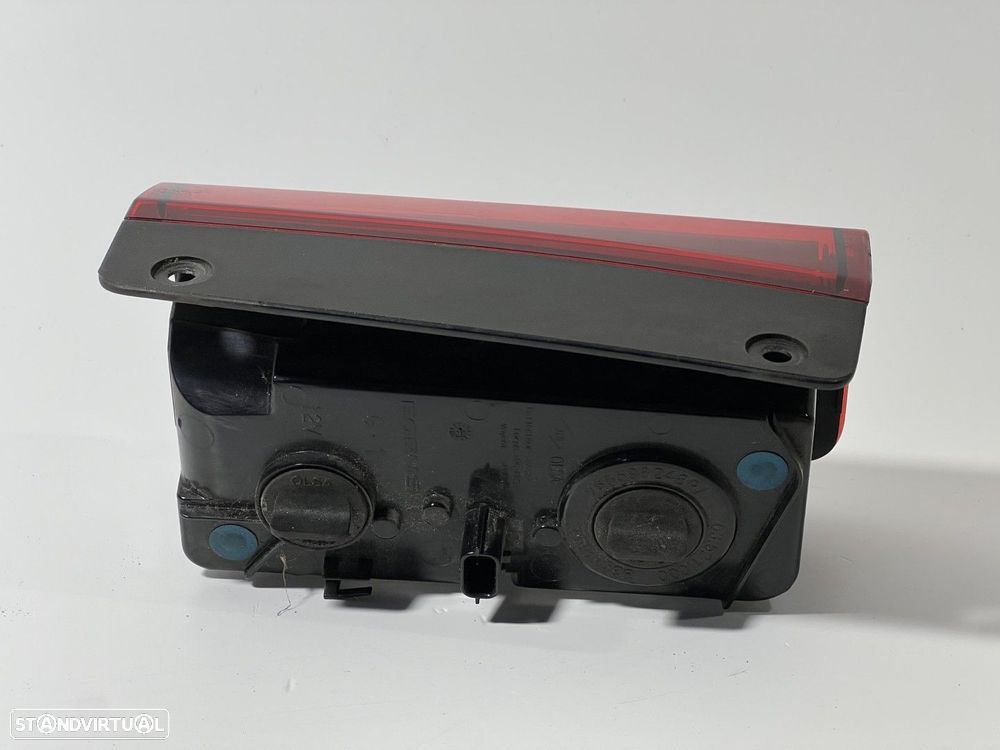 Farol nevoeiro Esq Trás FIAT TALENTO (296_) REF. 265598248R - 2