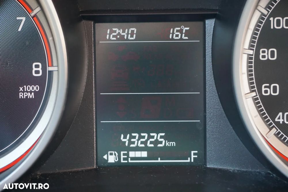 Suzuki Swift 1.2 Passion - 6