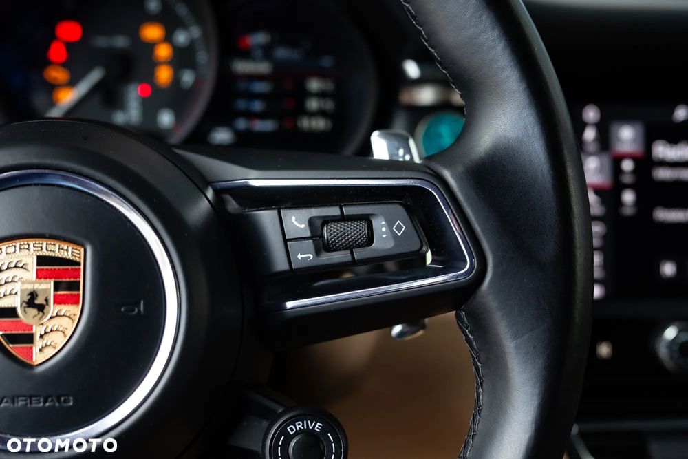 Porsche Macan T - 32