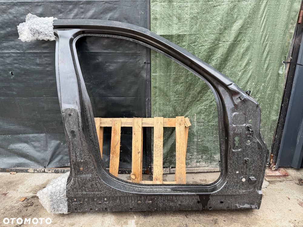 POSZYCIE PRZÓD PRAWE SŁUPEK BMW X6 F16 41217352062 7352062