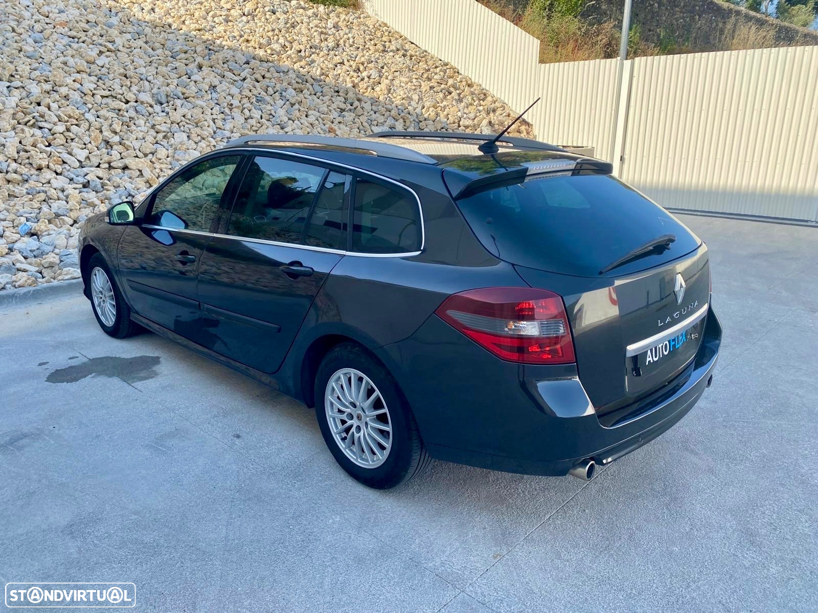 Renault Laguna Break 2.0 dCi Initiale - 22
