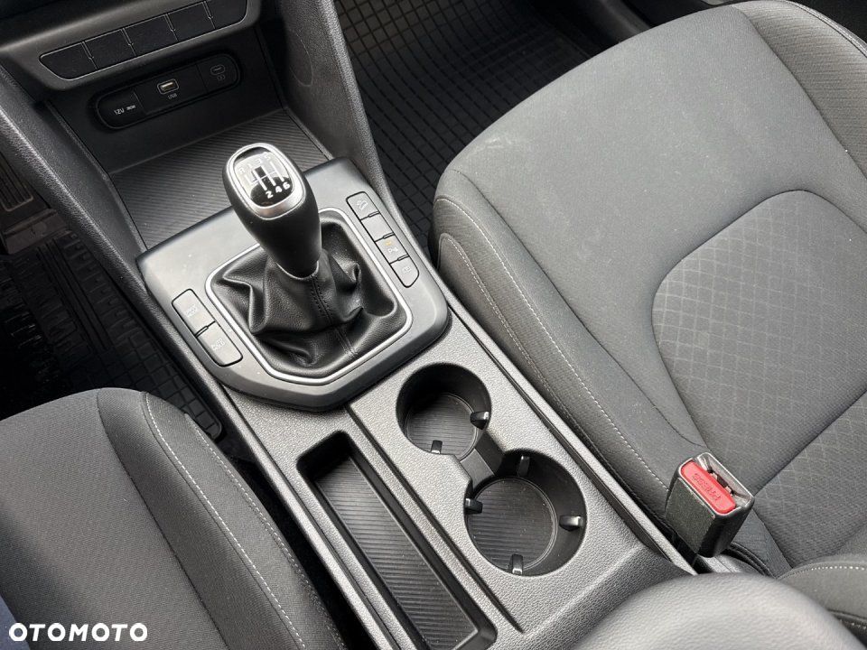 Kia Sportage - 16