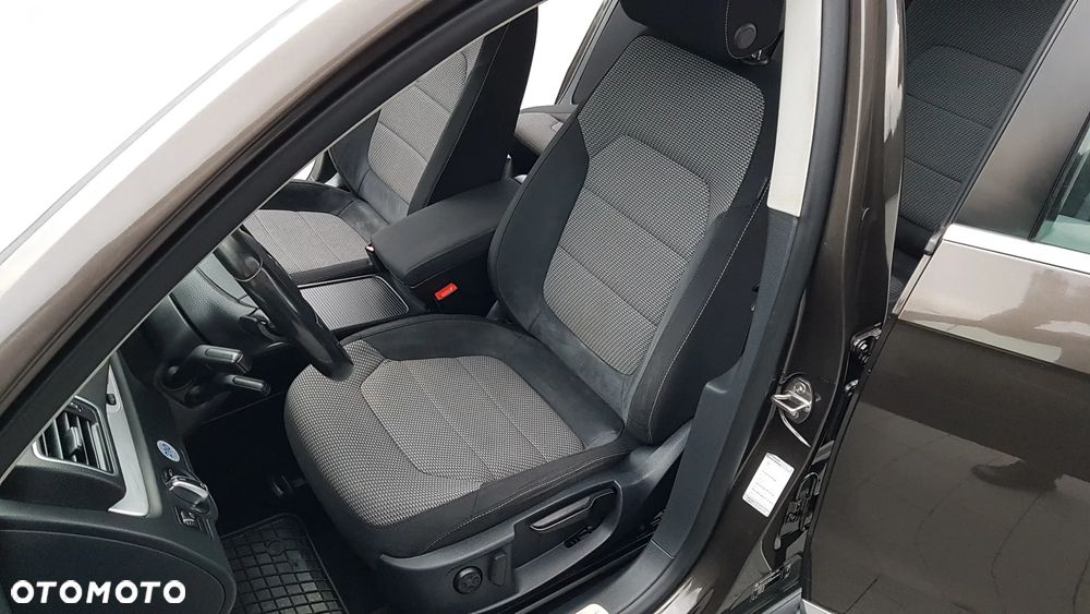 Volkswagen Passat Alltrack 2.0 TDI 4Mot DSG - 25