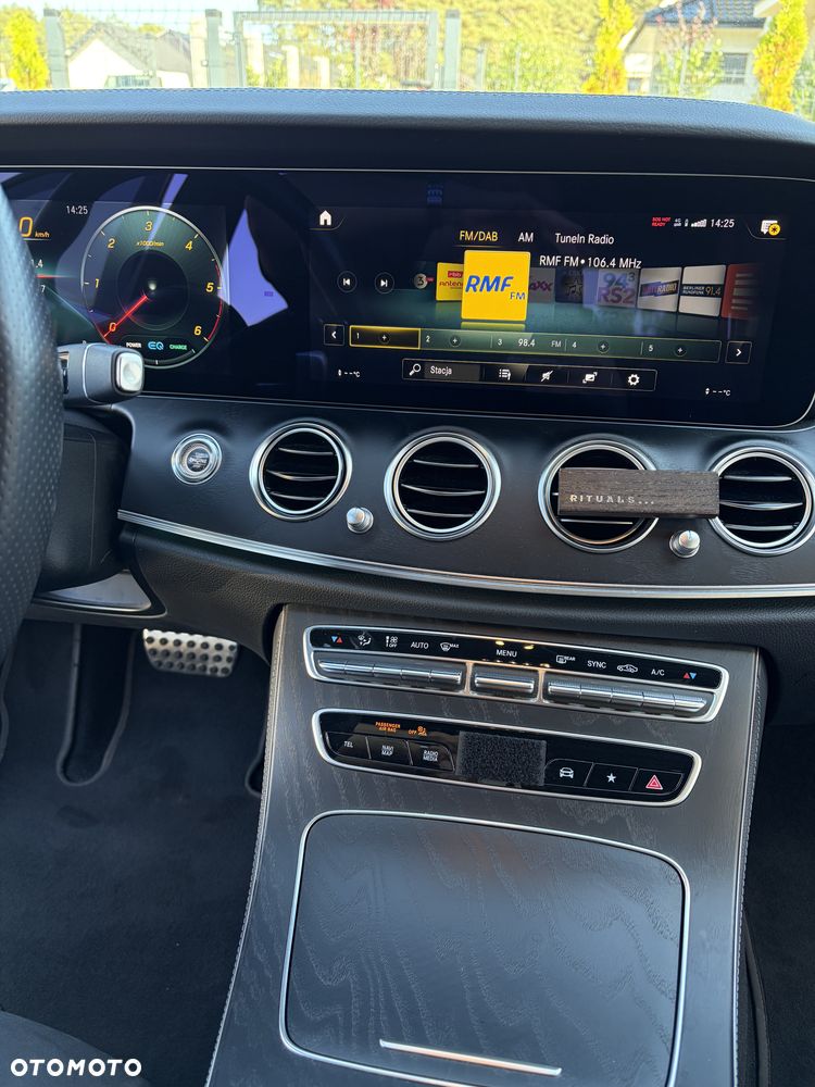 Mercedes-Benz Klasa E 220 d 4-Matic - 20