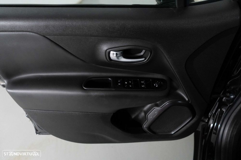 Jeep Renegade 1.3 TG Limited - 27