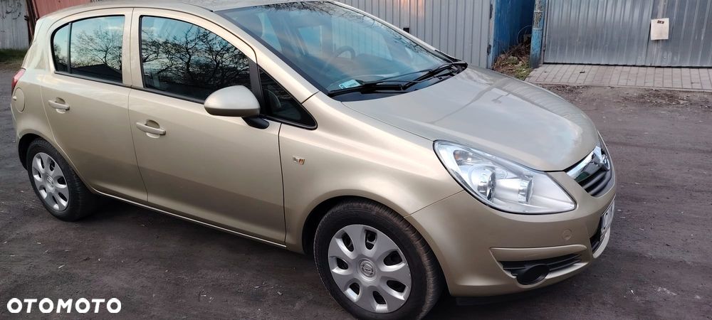 Opel Corsa 1.2 16V Essentia - 11