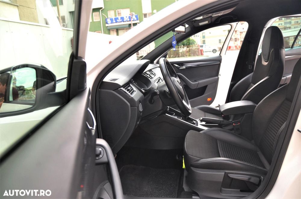 Skoda Octavia 2.0 TDI (Green tec) DSG RS - 15