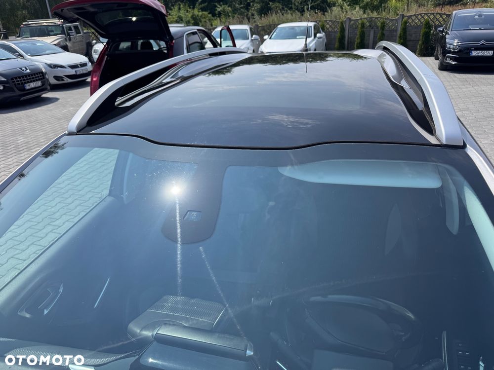Peugeot 2008 1.2 Pure Tech Allure S&S - 6