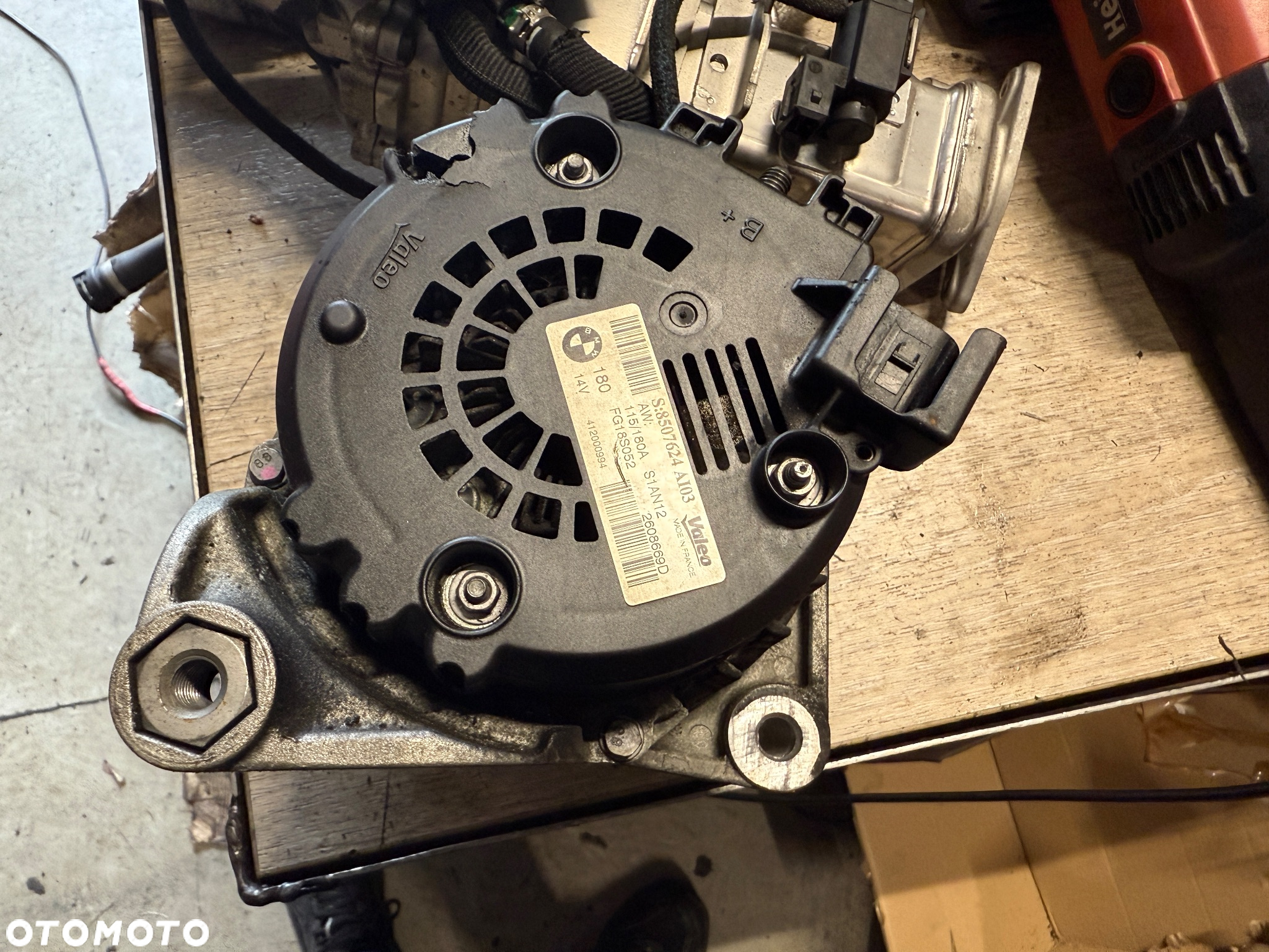 Alternator BMW f10 f11 2.0d 184KM N47D20C 8507624. 180A - 3