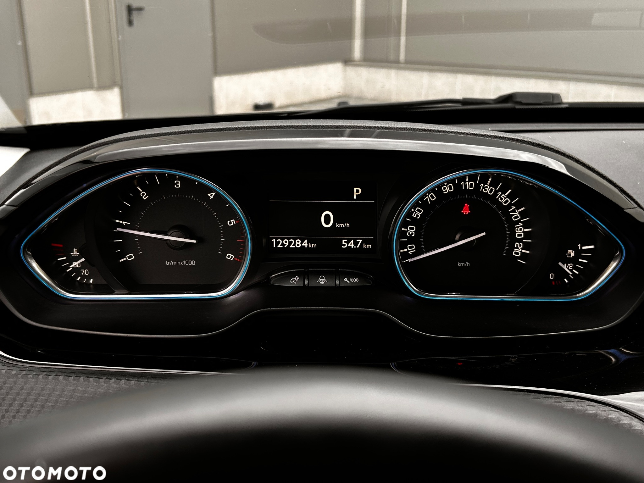 Peugeot 2008 BlueHDi FAP 120 STOP & START EAT6 Crossway - 38