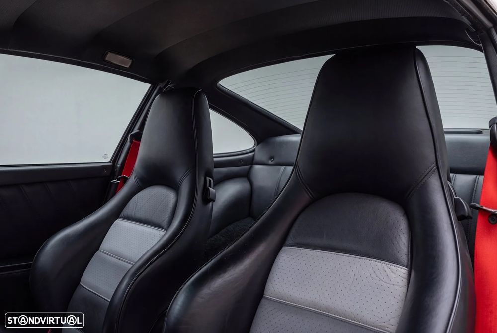 Porsche 911 (964) Coupé 3.6 RS - 45