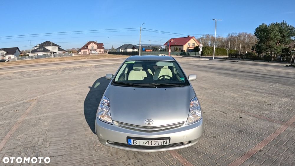 Toyota Prius - 7