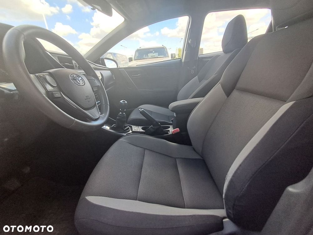 Toyota Auris 1.33 VVT-i Active - 15