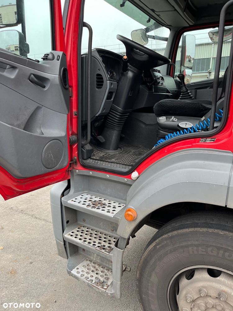 Mercedes-Benz 2633 - 10