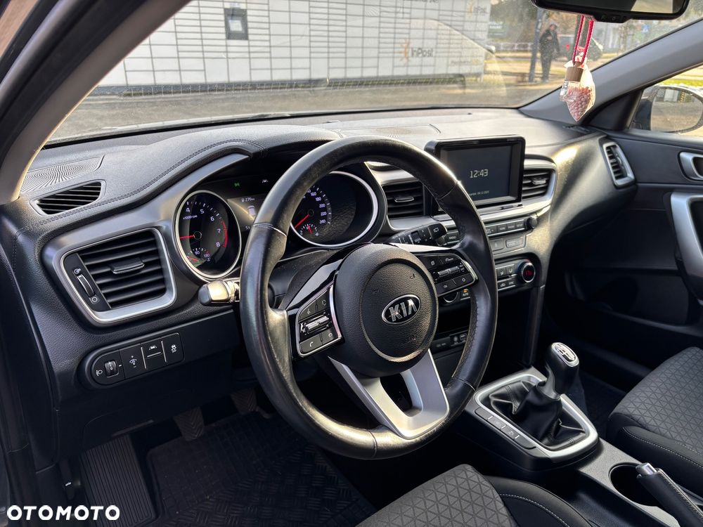 Kia Ceed 1.4 T-GDI M - 8