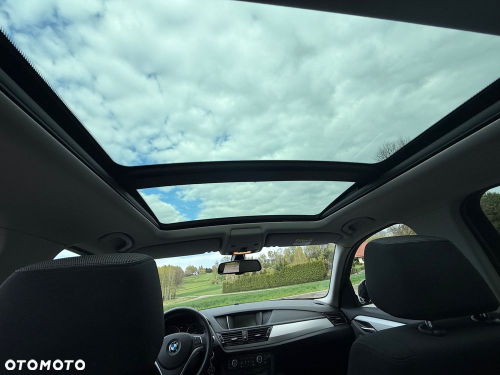 BMW X1 sDrive18d - 26