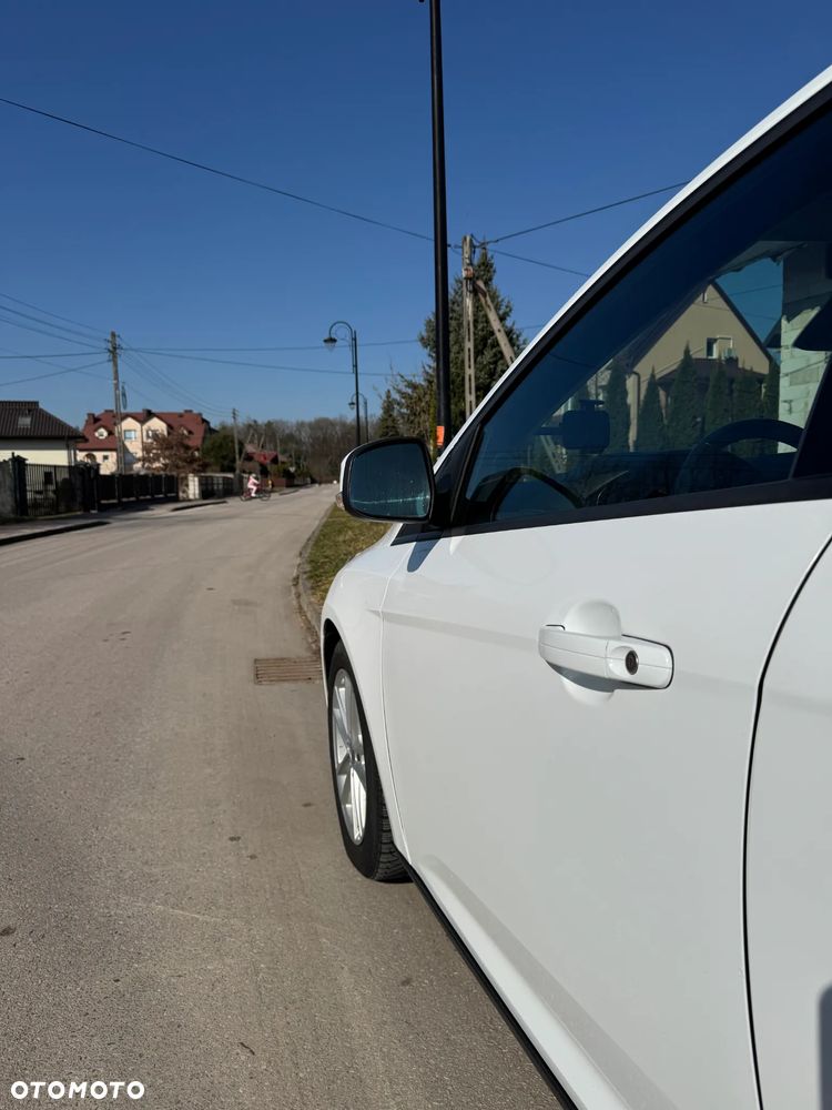 Ford Focus 1.5 TDCi SYNC Edition - 15