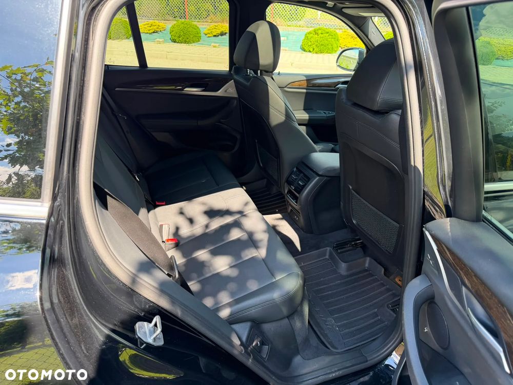 BMW X3 xDrive30i xLine - 12