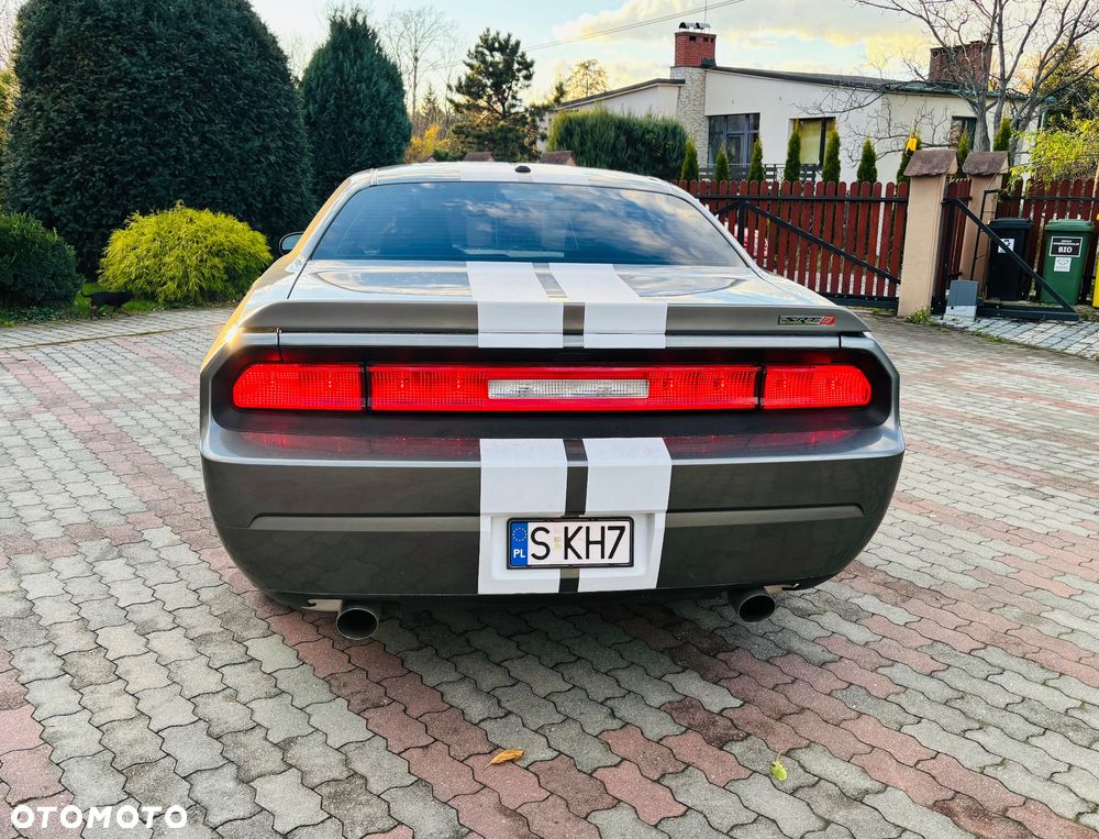 Dodge Challenger ver-automatik-srt-392 - 8