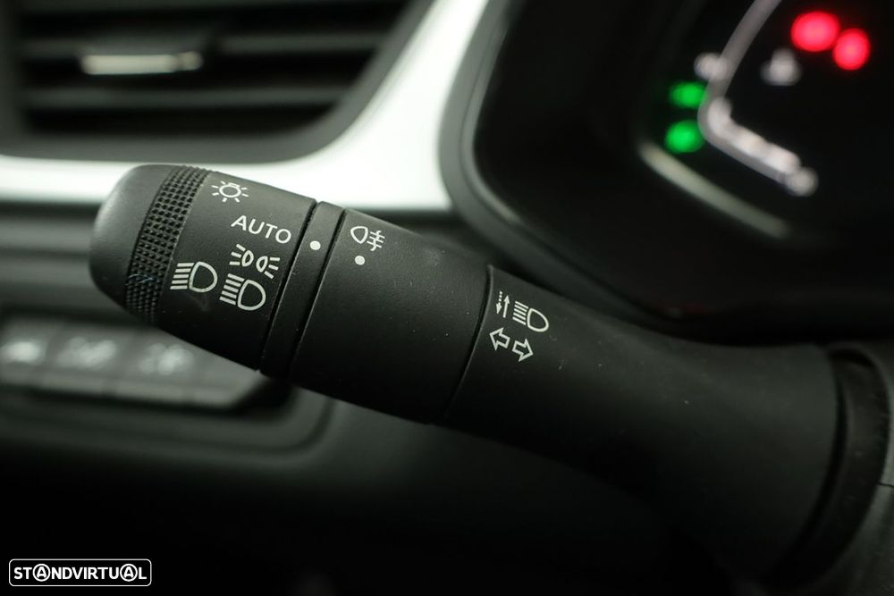 Renault Captur 1.0 TCe Techno Bi-Fuel - 17