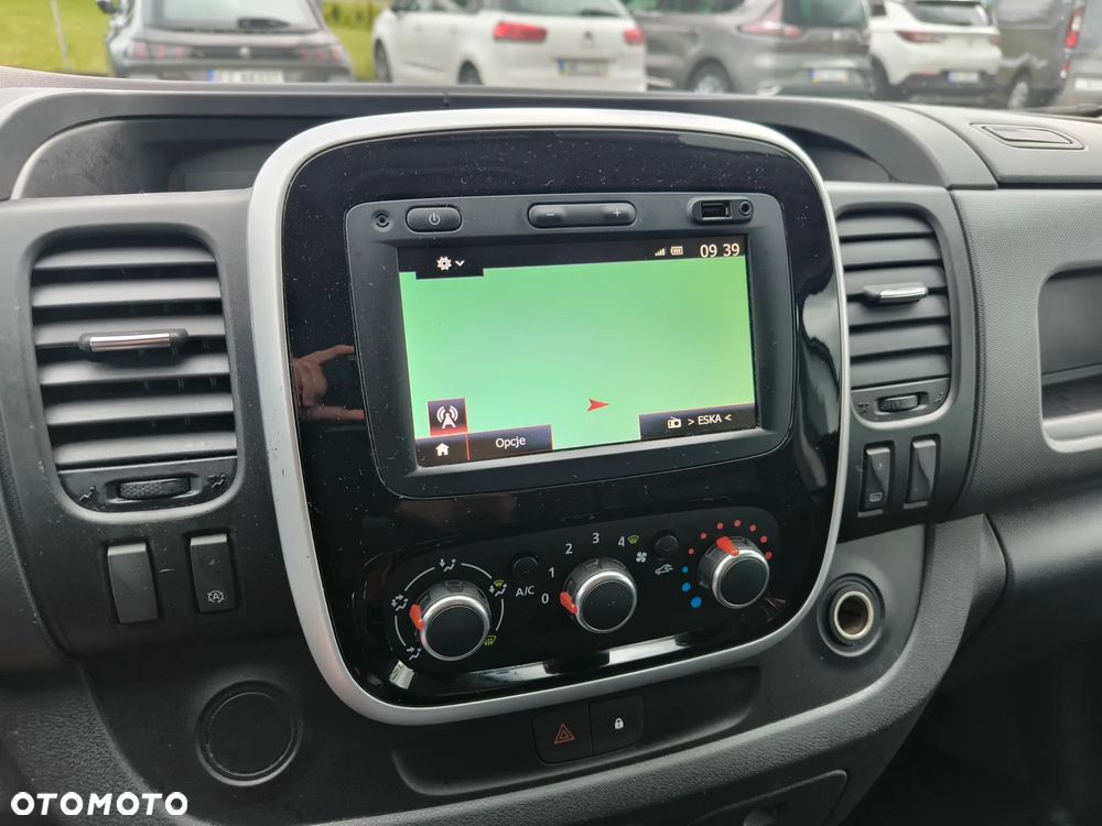 Renault Trafic - 21