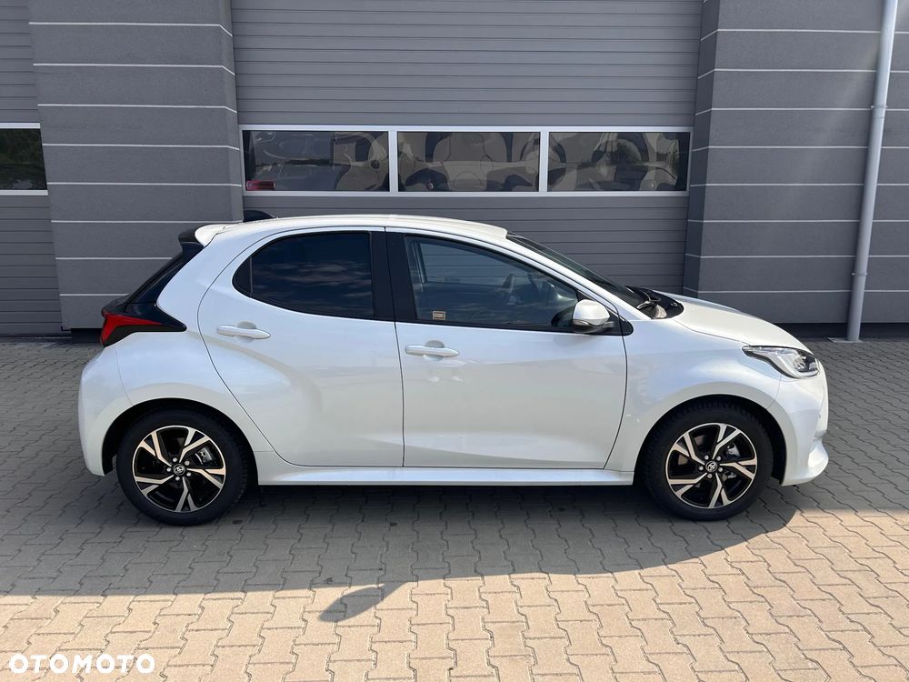 Toyota Yaris - 8