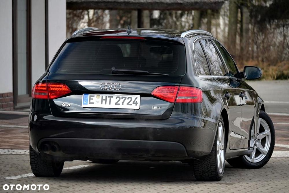 Audi A4 Avant - 16
