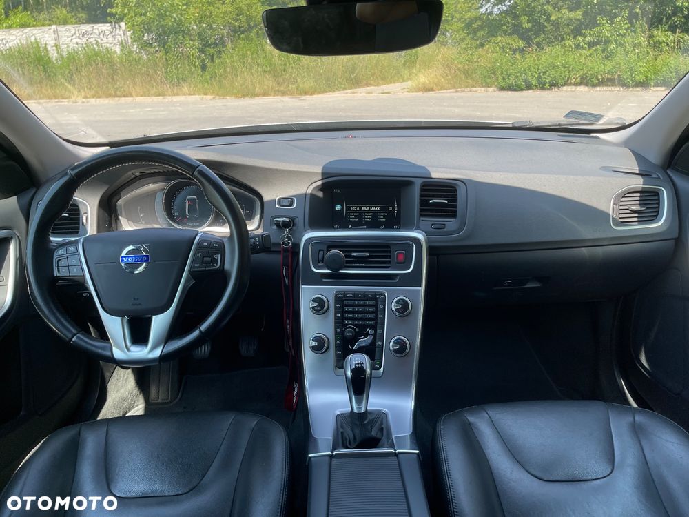 Volvo S60 D2 Drive-E Summum - 10