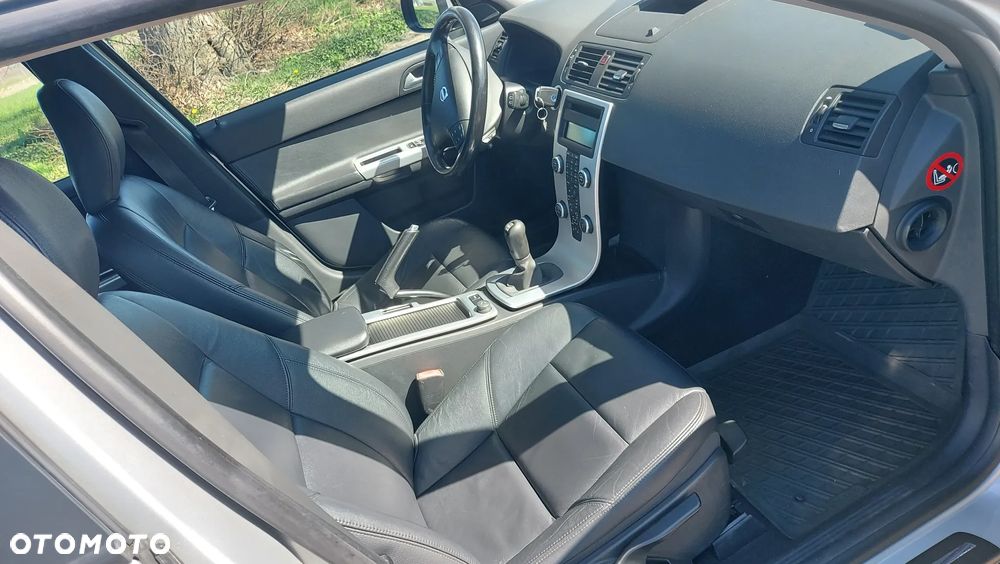 Volvo V50 1.6D DRIVe Momentum - 11