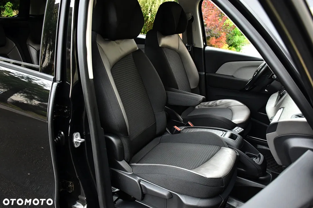Citroën C4 SpaceTourer BlueHDi 130 Stop&Start EAT8 SELECTION - 31