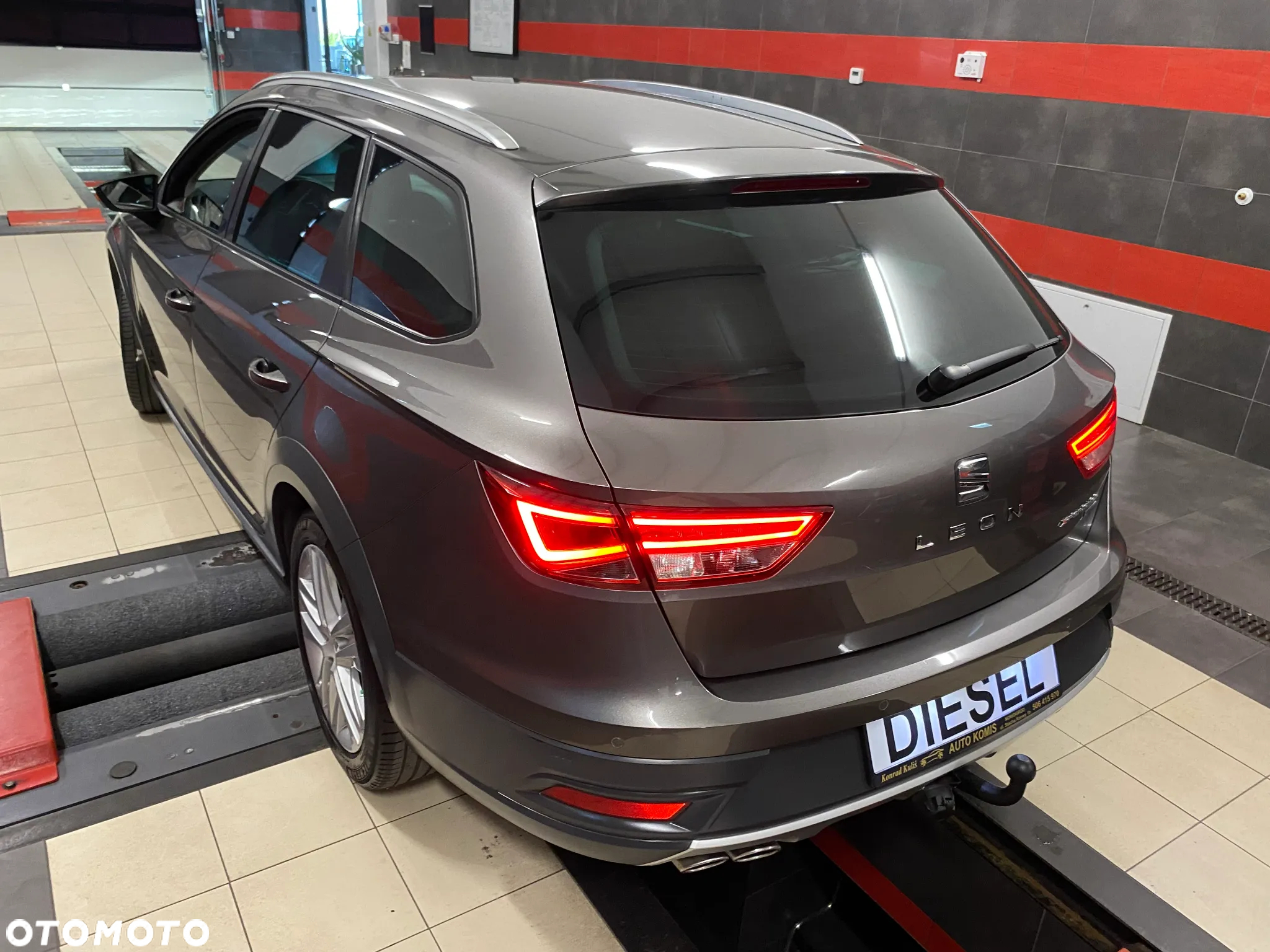 Seat Leon 2.0 TDI X-Perience S&S 4Drive DSG - 10