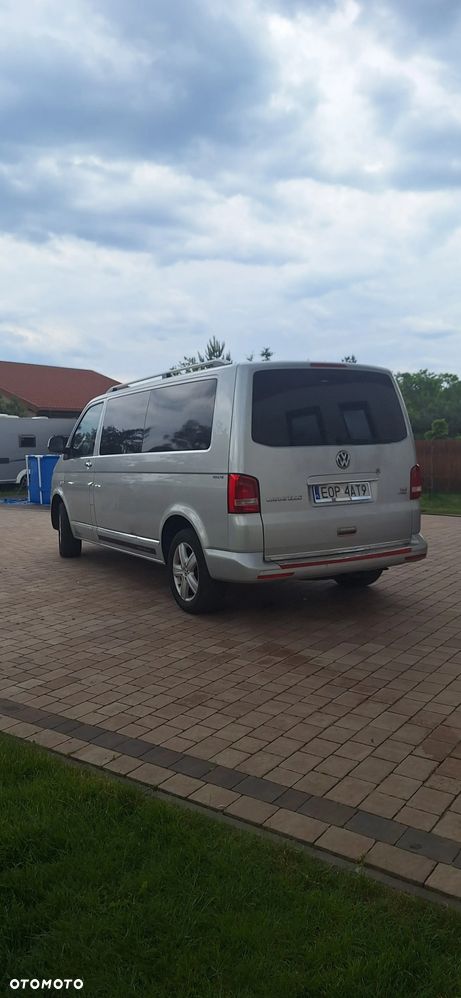 Volkswagen Caravelle - 17