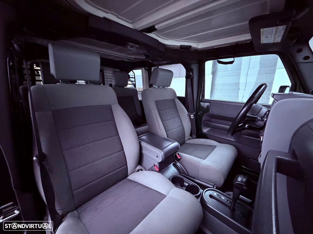 Jeep Wrangler Unlimited 2.8 CRD ATX Sahara Limited - 31