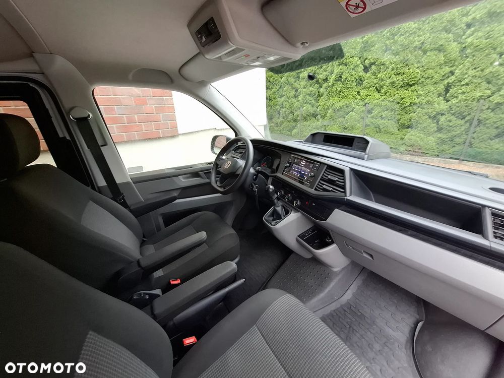 Volkswagen Transporter - 12