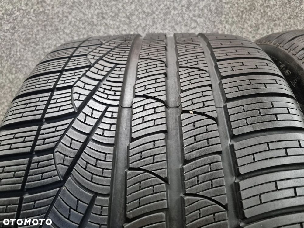 Opony Zimowe Pirelli Sotto Zero Winter Serie II  305/30/20 103W 2szt. ŁADNE! - 2