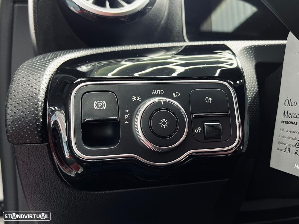 Mercedes-Benz A 180 d AMG Line Aut. - 37