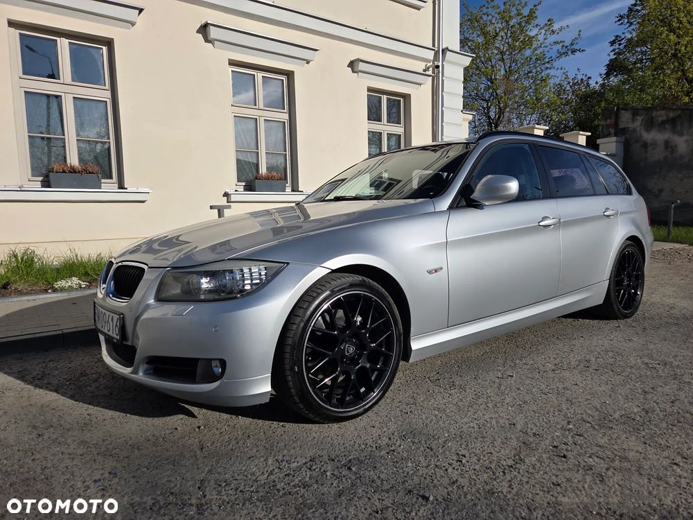 BMW Seria 3 318d DPF - 1