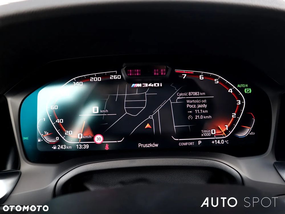 BMW Seria 3 M340i xDrive sport - 24